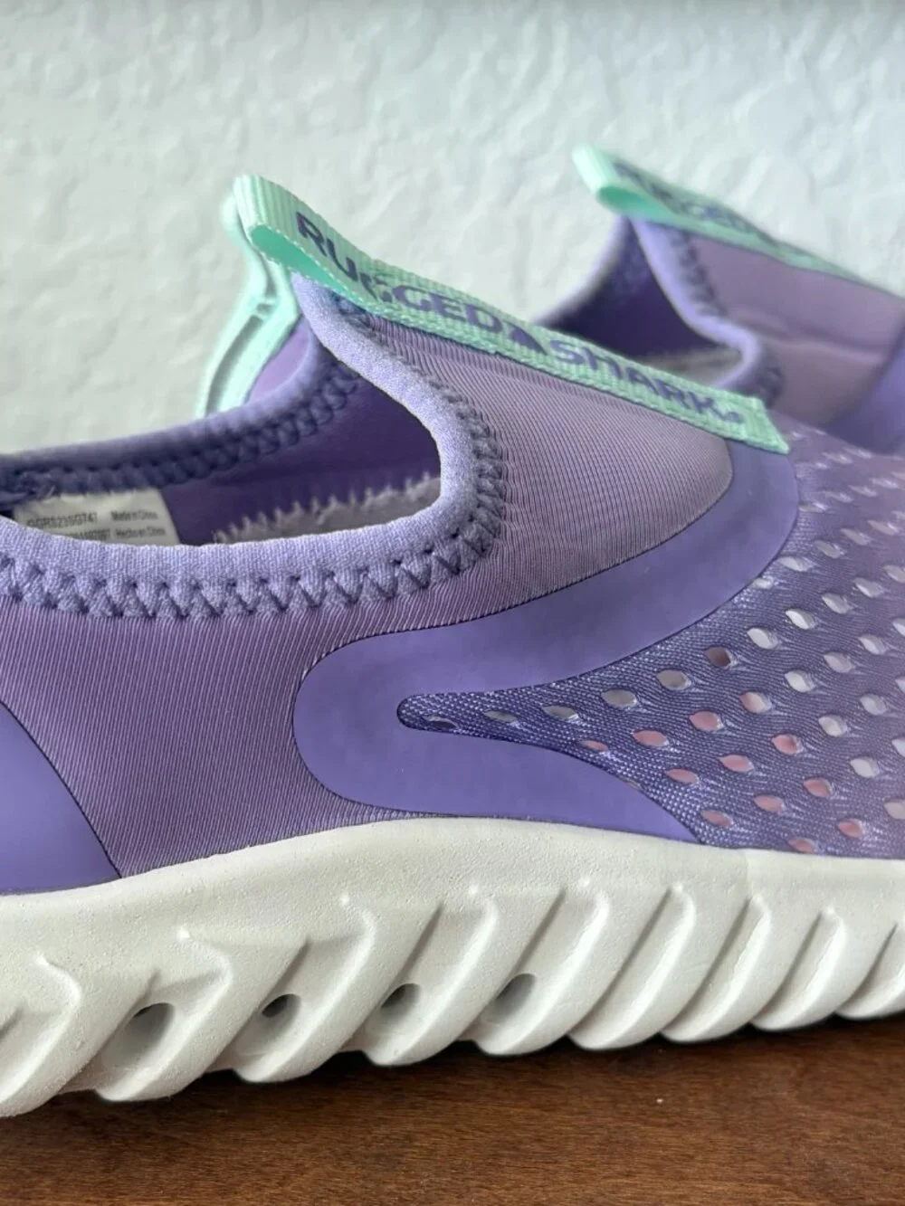 Rugged Shark Aqua Flo Water Shoes Girls Purple Slip-On Like New. (CT)